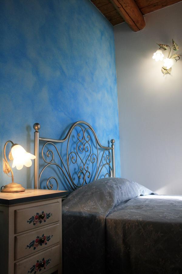 Hotel Agriturismo Fara Montegiorgio Habitación foto